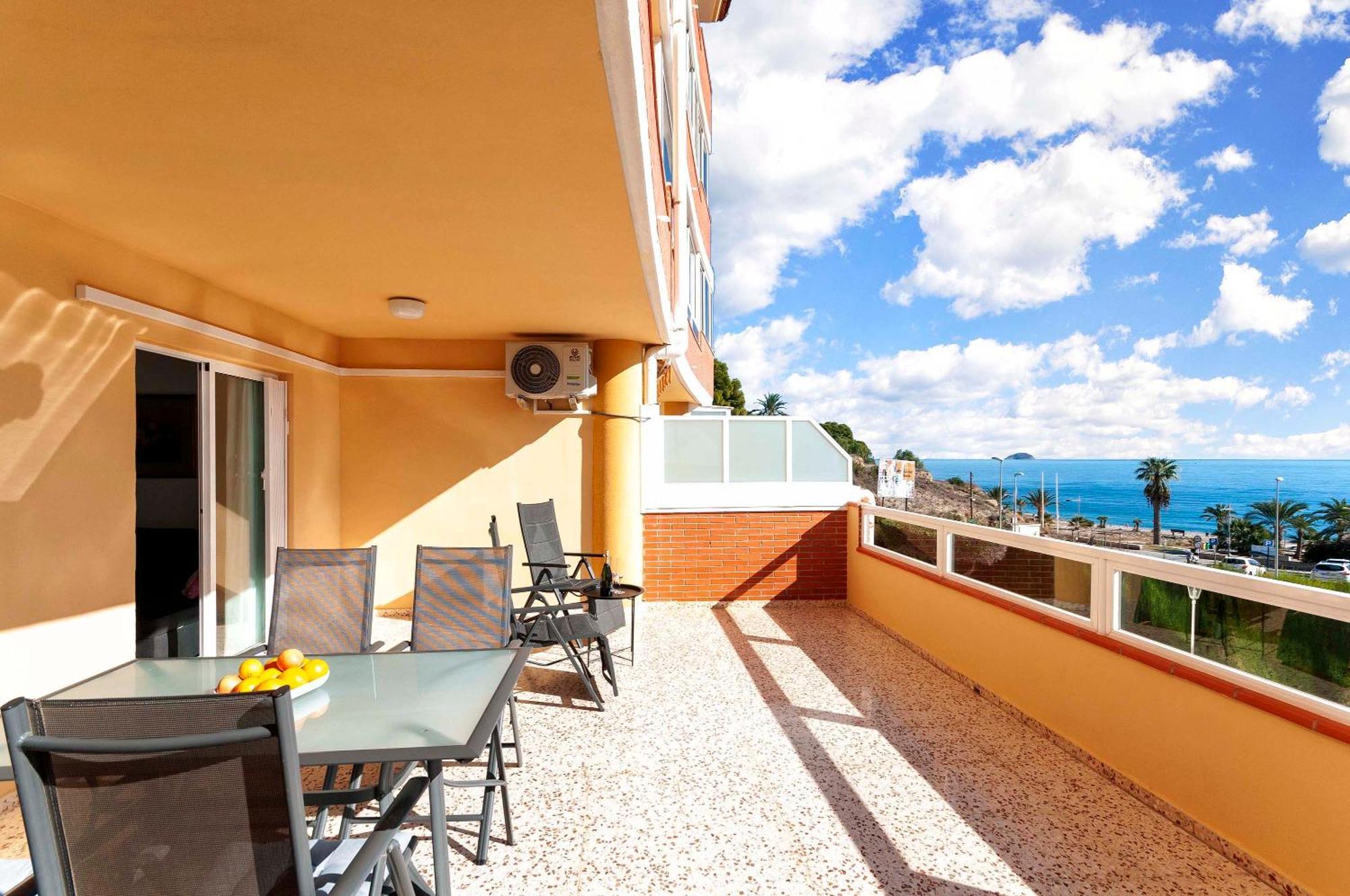 Primera Linea, Gran Terraza, Maravillosas Vistas, Alto Standing Villajoyosa Dış mekan fotoğraf